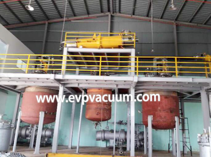 Vacuum system used in deep processing of rosin.jpg